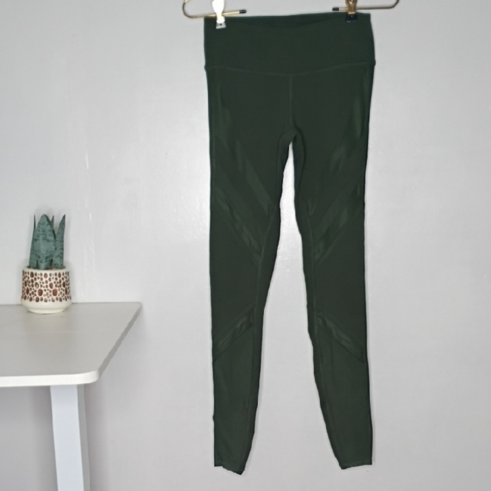 Alo Yoga High-Waist Moto Leggings Womens size XS green